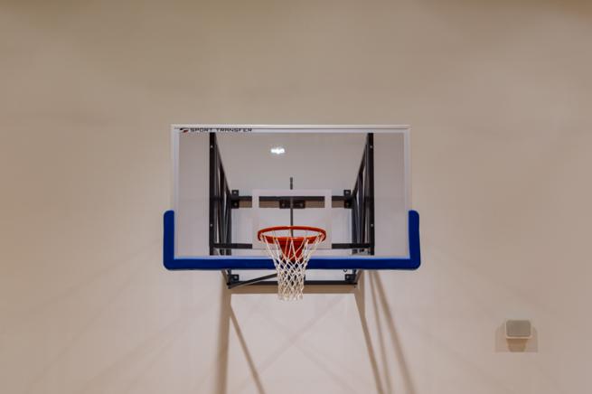 PROFESSIONAL 105X180 CM BASKETBALL BACK-BOARD - ACRYLIC GLASS (1)